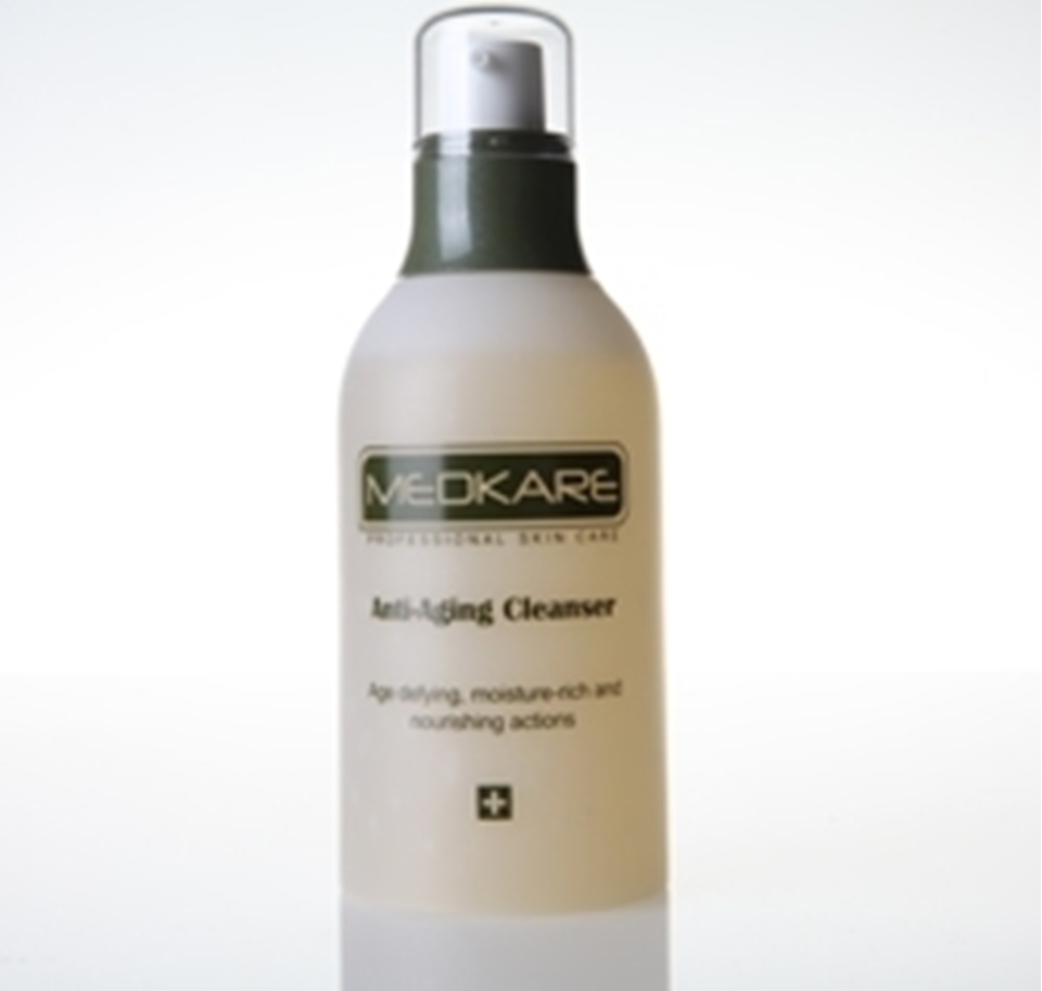 Picture of MED03 Anti-Aging Cleanser